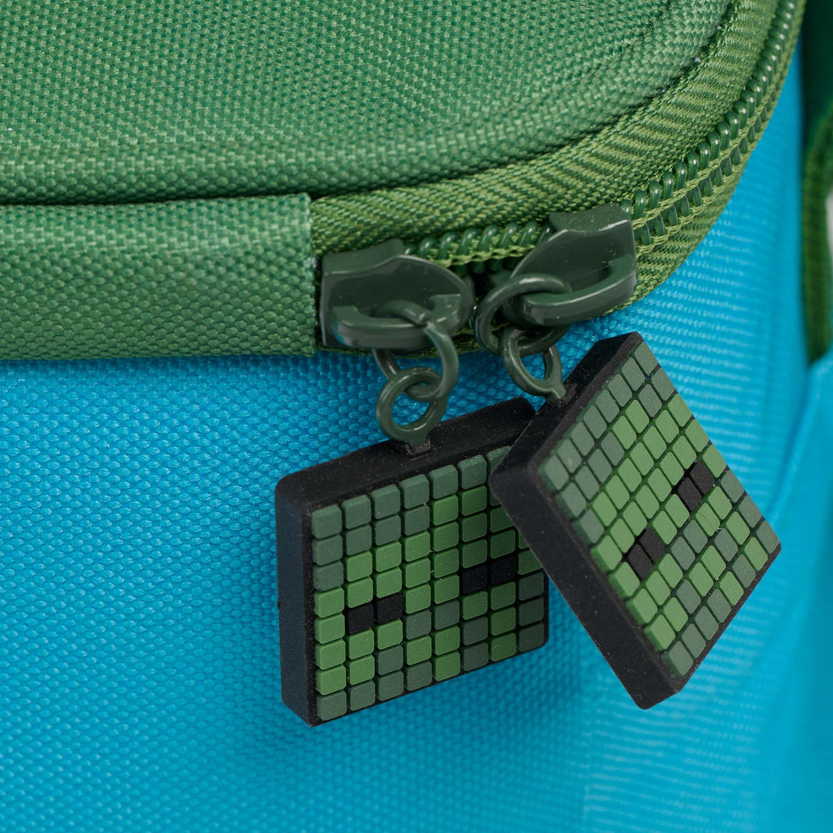 minecraft-chicken-jockey-square-lunch-cooler-bag-p1 00027778-Z.jpg
