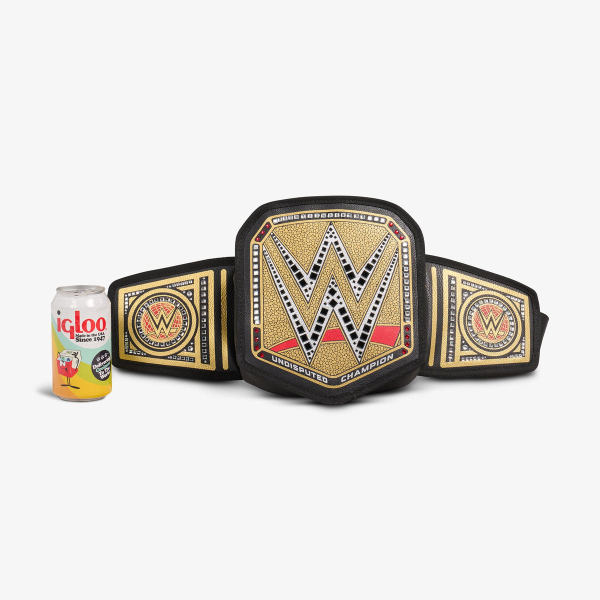 undisputed-wwe-championship-fanny-pack-j7 00027856-P.jpg