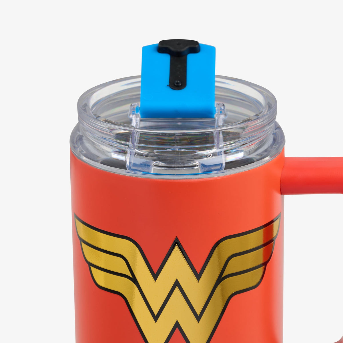 dc-super-heroes-wonder-womantm-32-oz-travel-mug-j7 00027934-L1.jpg