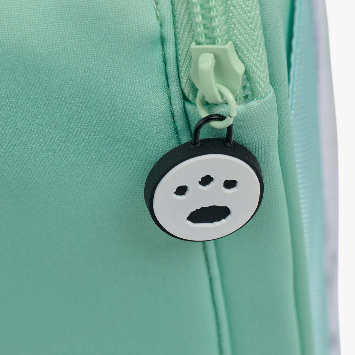 pochaccotm-slim-lunch-cooler-bag-v2 00028031-Z.jpg
