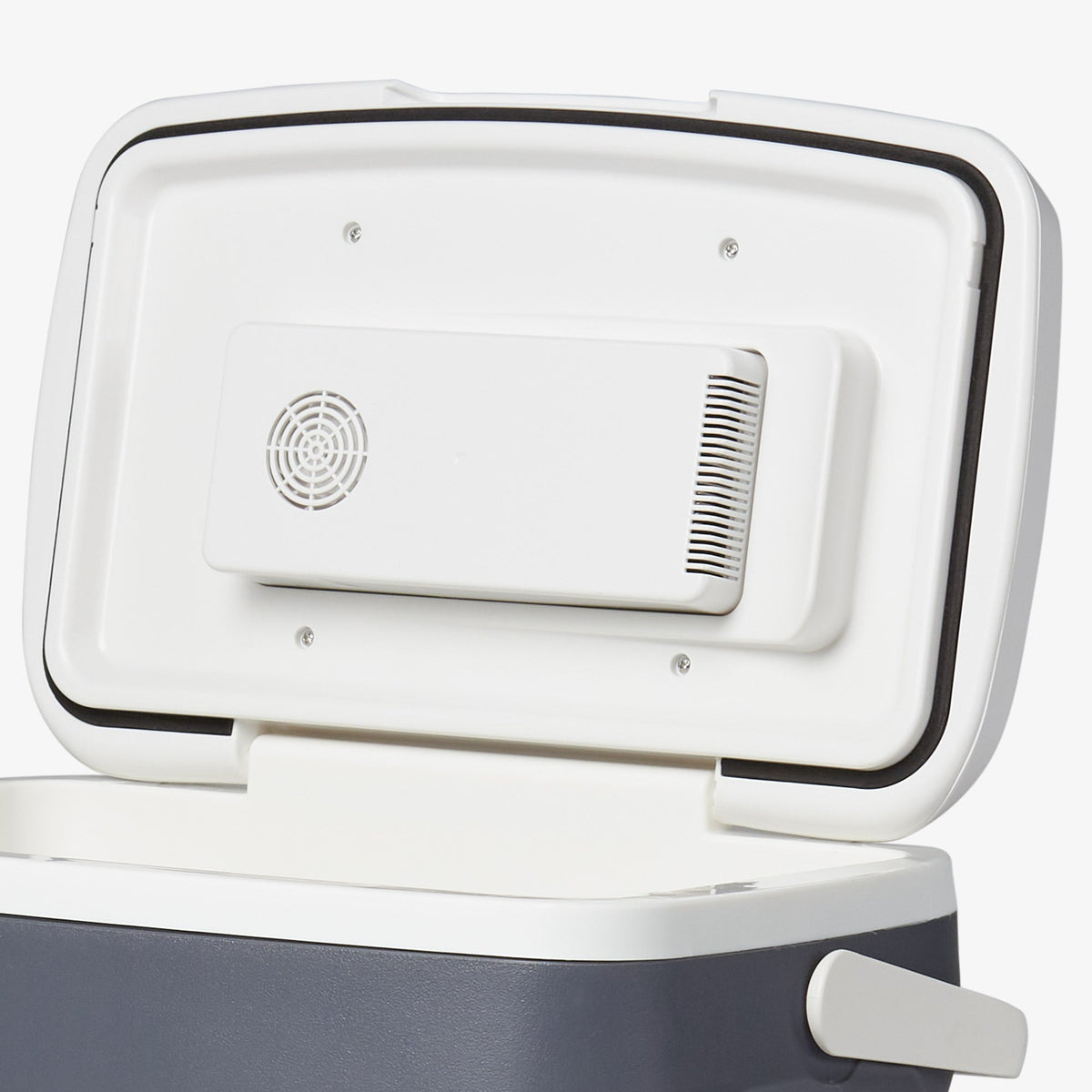 versatemptm-28-qt-portable-electric-cooler-x8 00040390_7.jpg