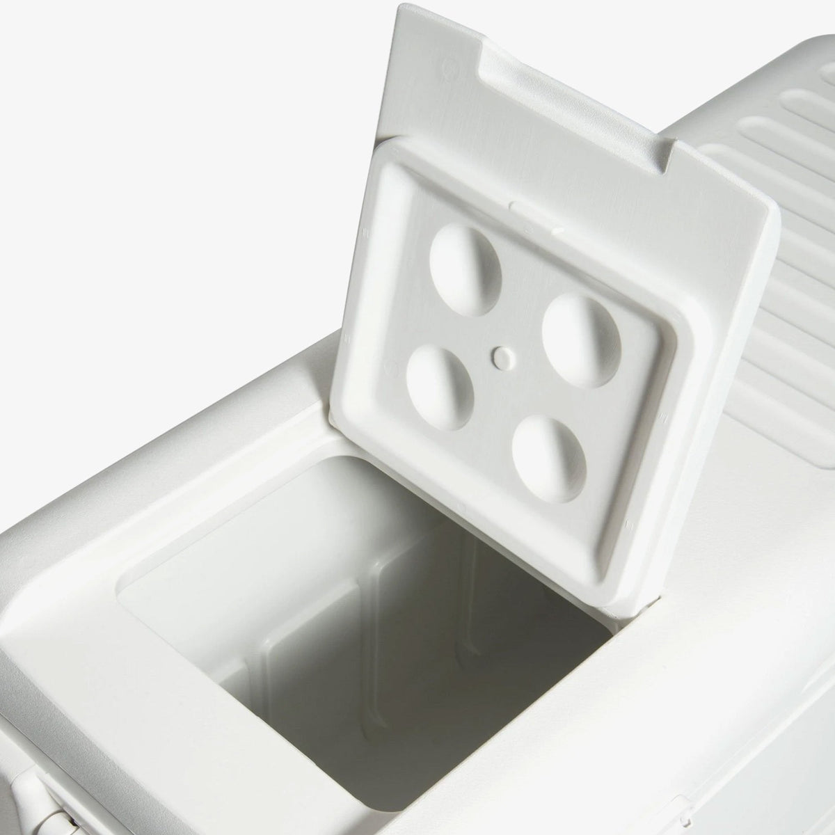 quick-and-cool-150-qt-cooler-x3 00044363-quick-and-cool-150-qt-cooler-cu-open-hatch_2c6197ae-88fc-4867-ad4f-5e48e4b855e0.jpg