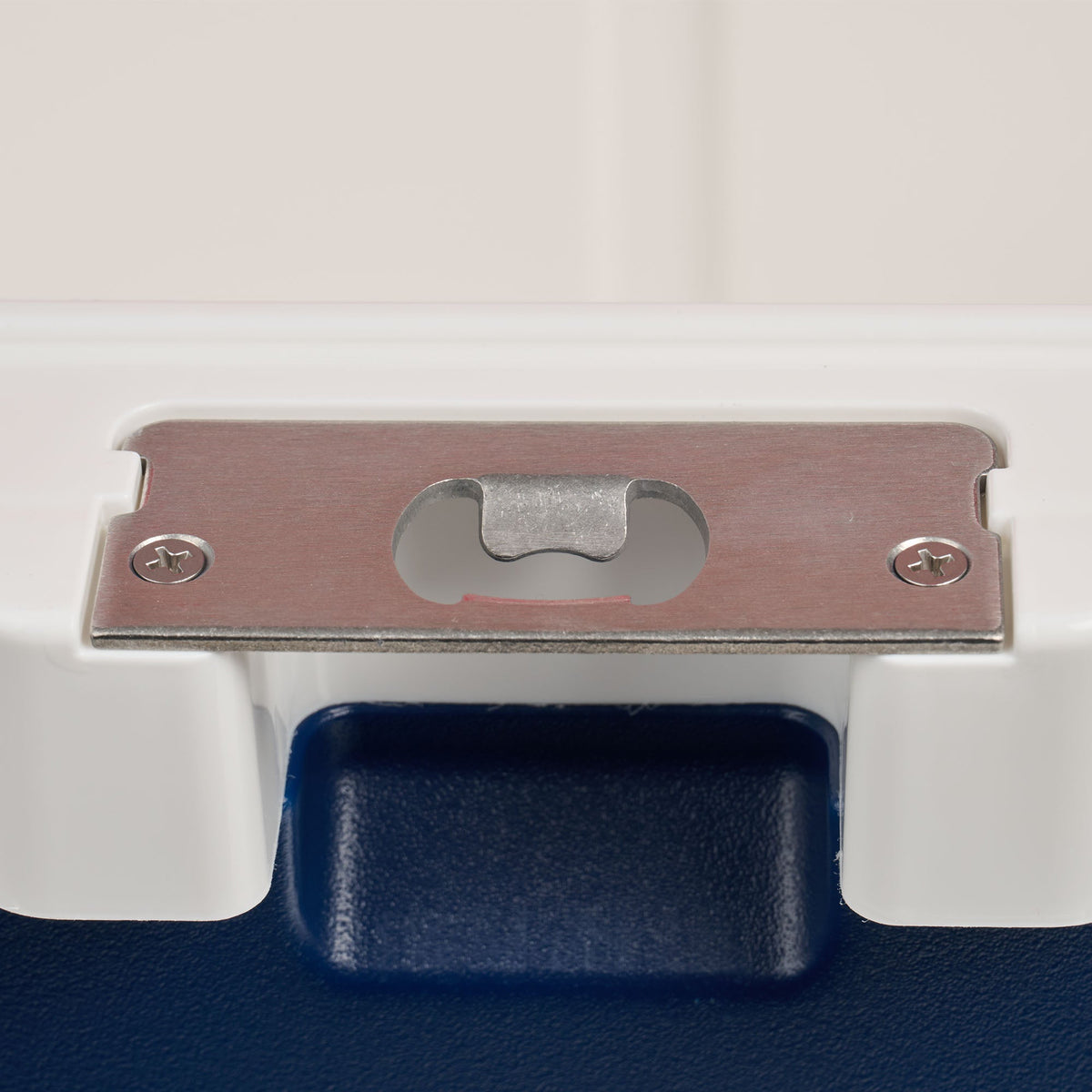 trailmate-50-qt-cooler-a6 00050859-BO.jpg