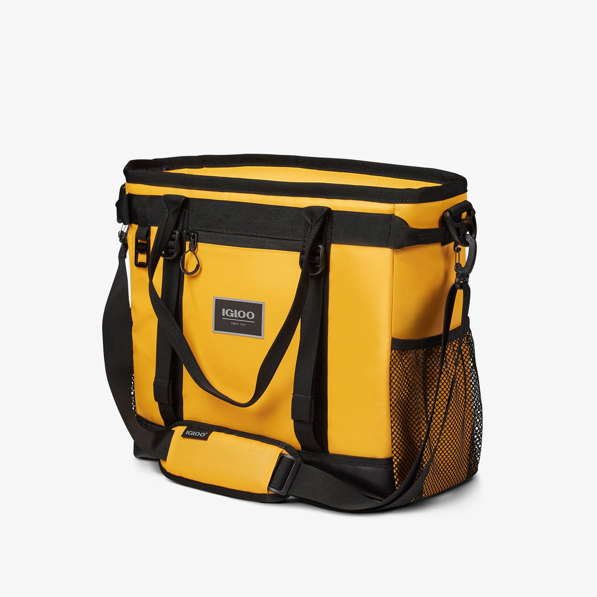 pursuit-30-can-tote-c6 00065993_2.jpg