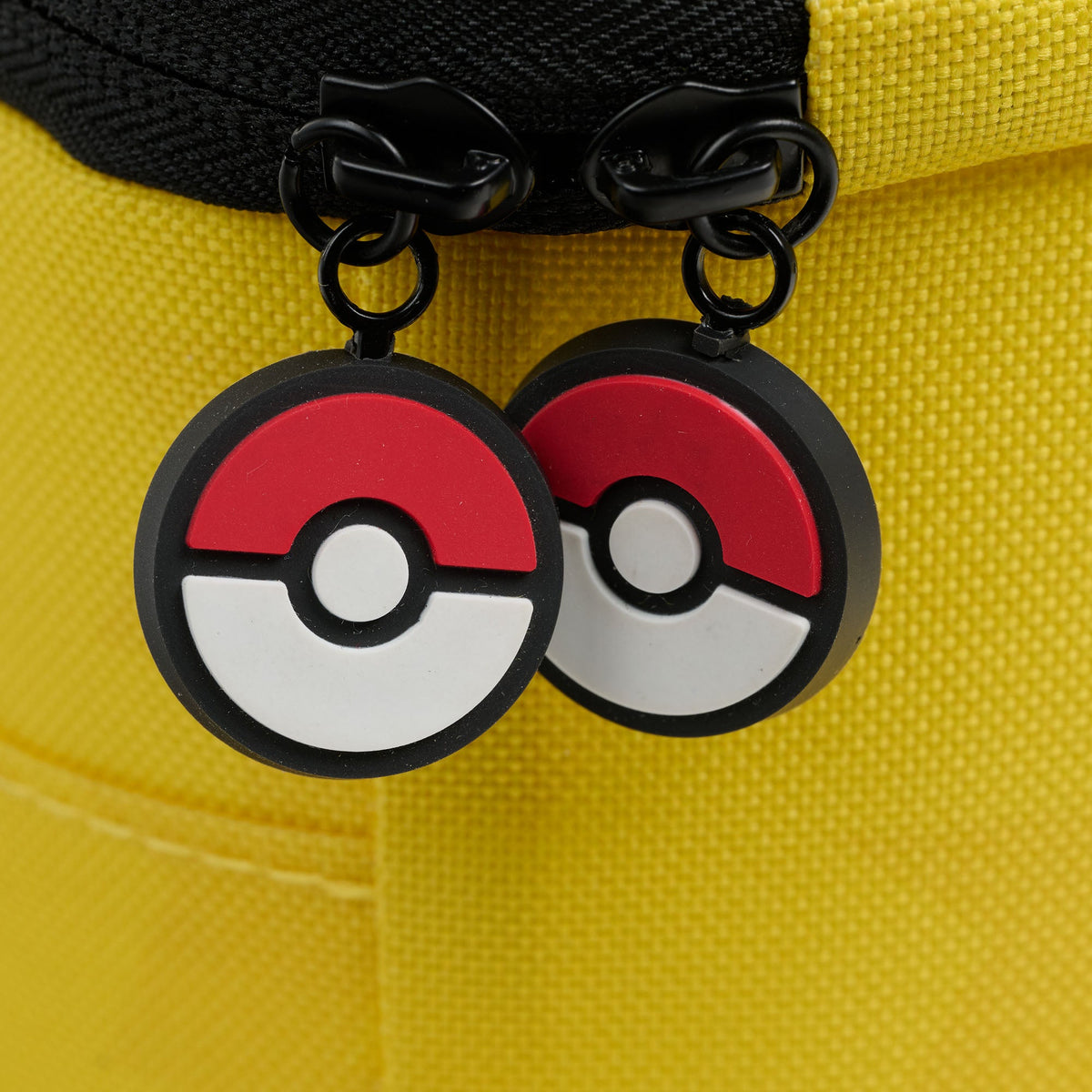pokemon-pikachu-square-lunch-cooler-bag-q8 00066645-Z.jpg