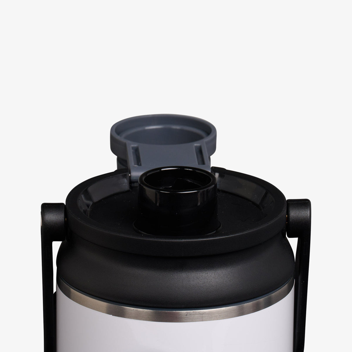 36-oz-twist-n-chug-bottle-l1 00071089-L1.jpg